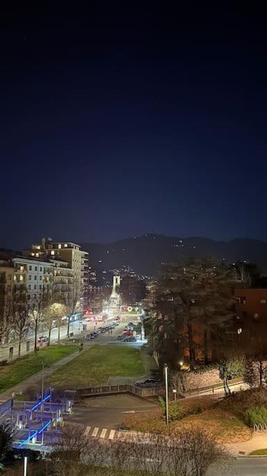 Luxury Apartment With View Como Exterior photo
